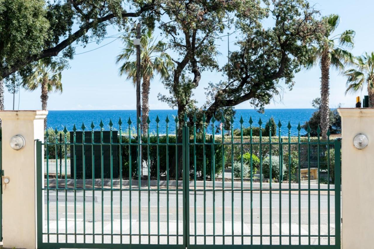 Ferienwohnung Cosy Studio Just A Stone'S Throw From The Beach Sainte-Maxime Exterior foto